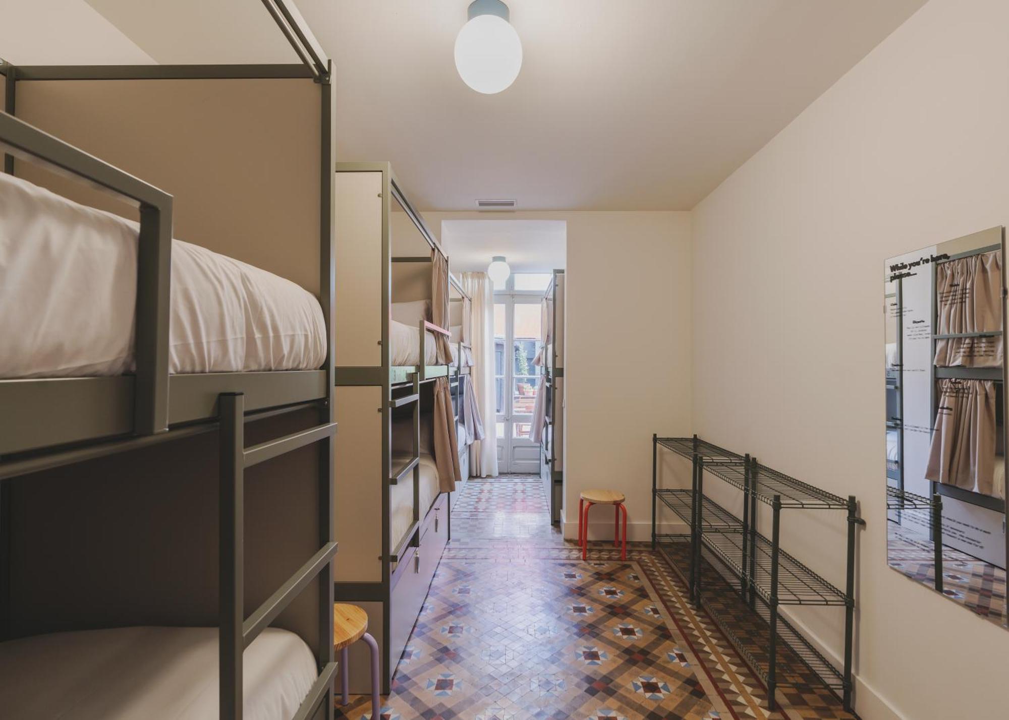 Piulet Hostel Barcelona Zewnętrze zdjęcie